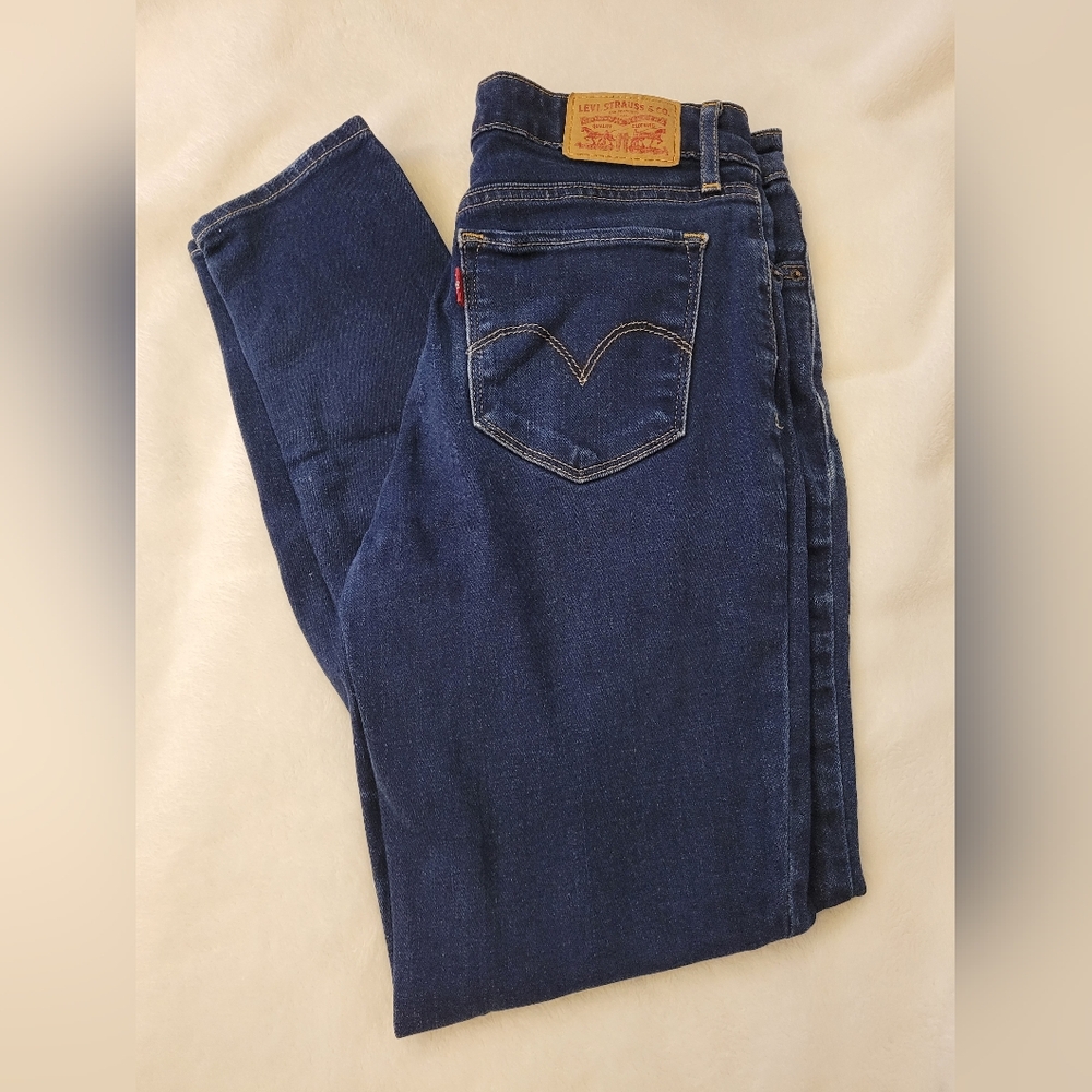 Levi's Skinny Women's Jeans - Size 27